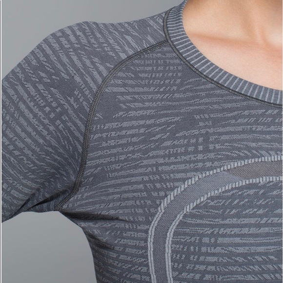 lululemon | Swiftly Tech Long Sleeve | grey print | size 6 - Picture 5 of 9